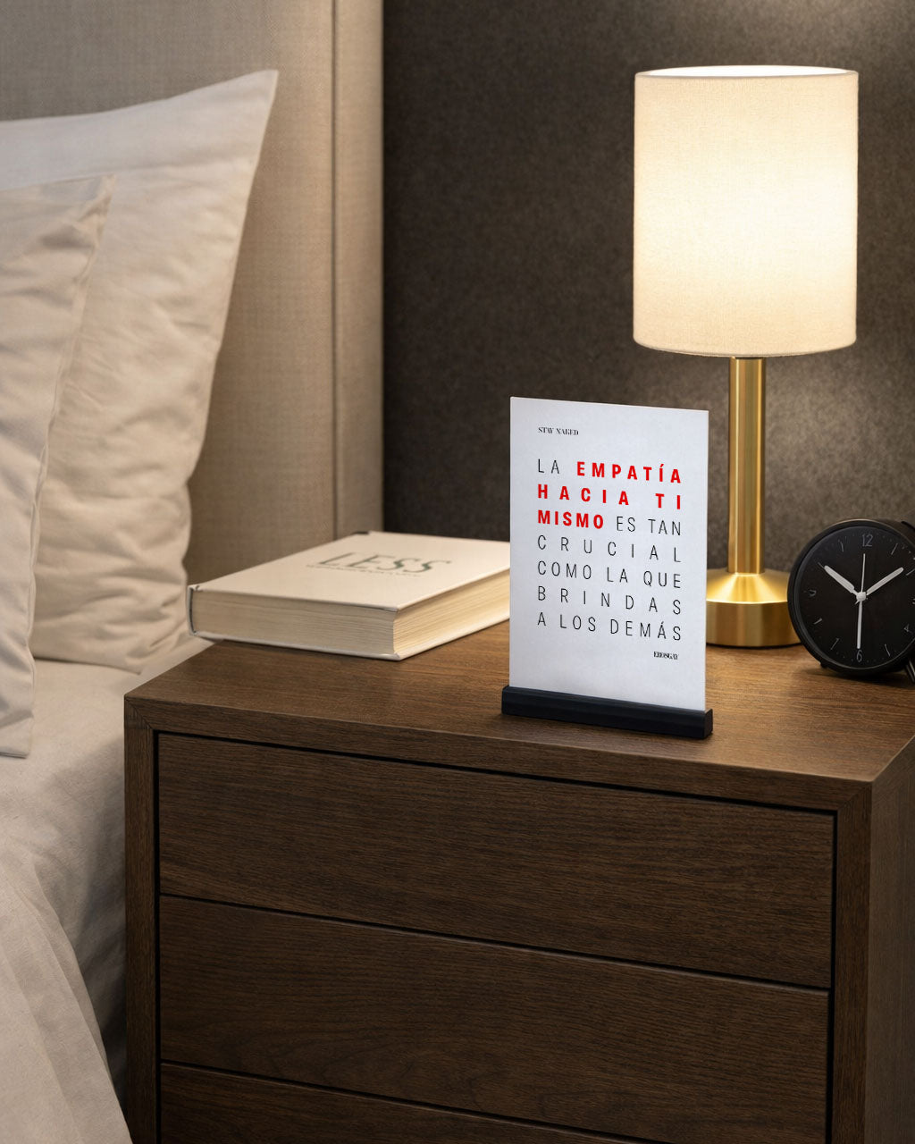 Stay Naked - 30 Tarjetas Afirmaciones Gay + Arte Erótico